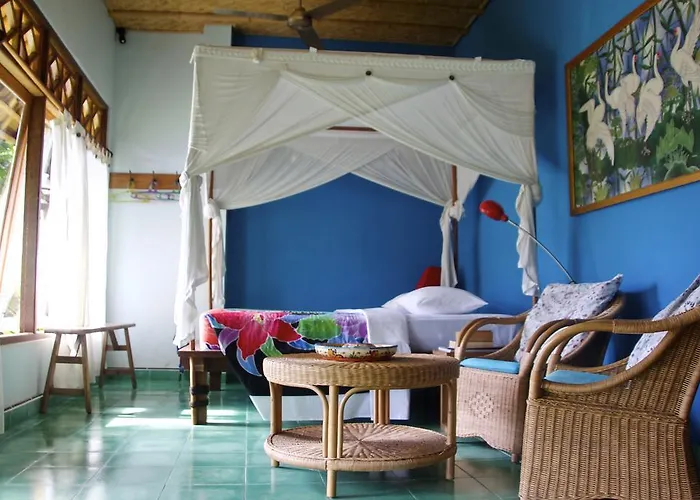 Bebek Biru Gasthof 2*